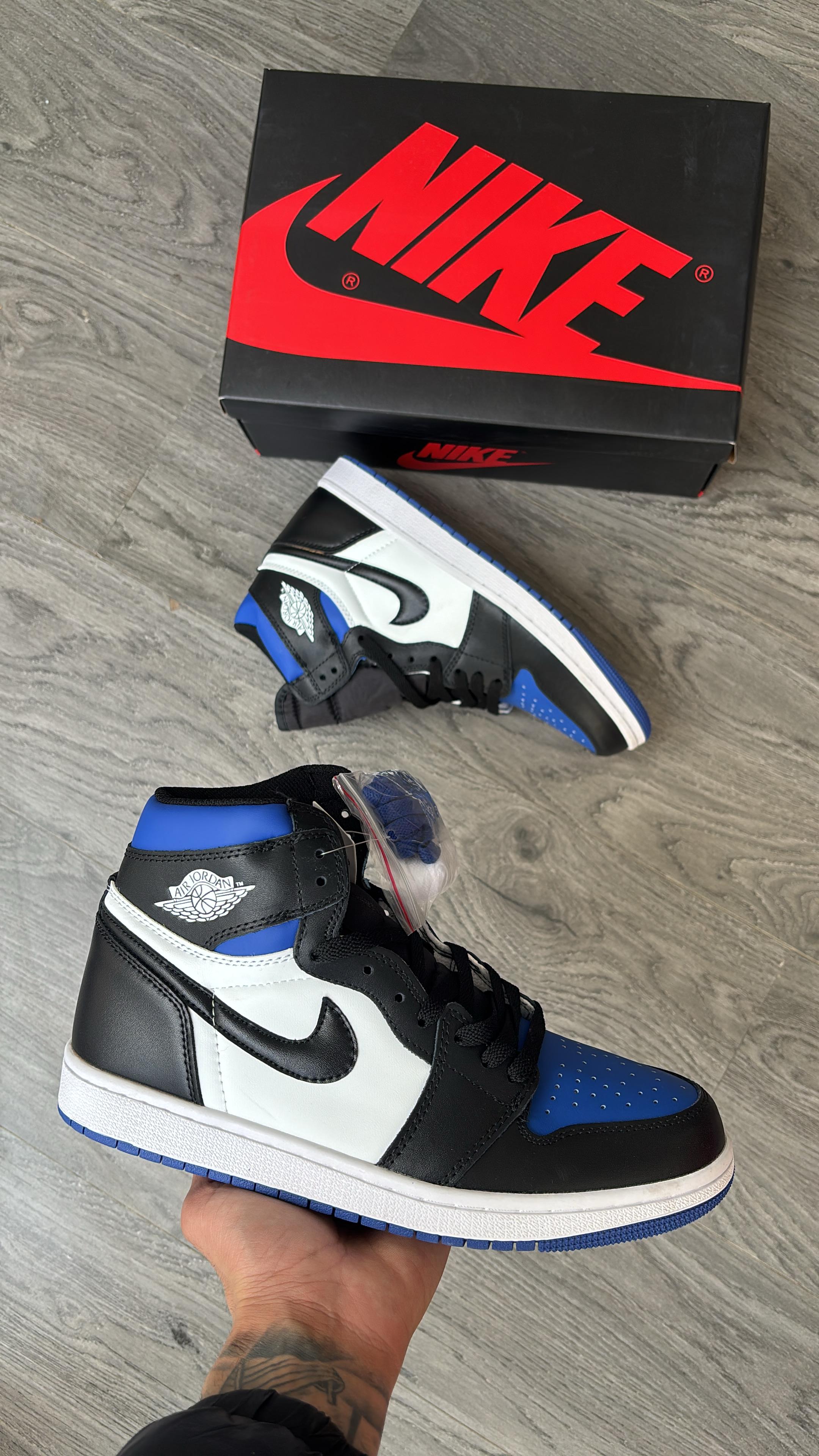 Air Jordan 1 Retro High “Royal Toe”