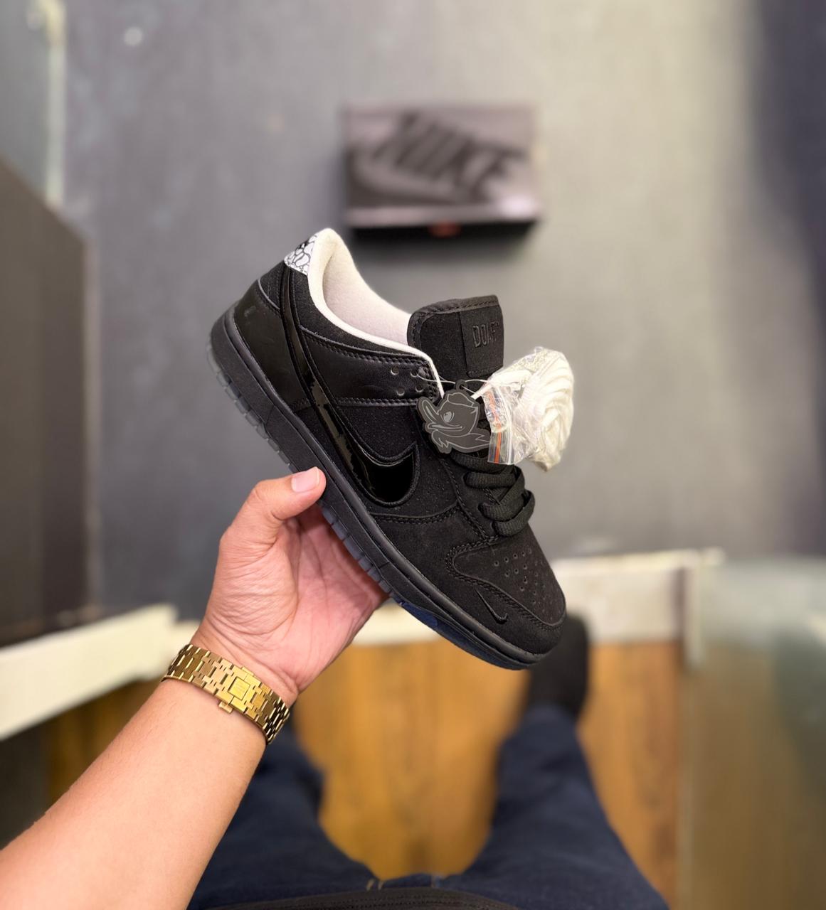 Nike SB Dunk Low “What The Duck”