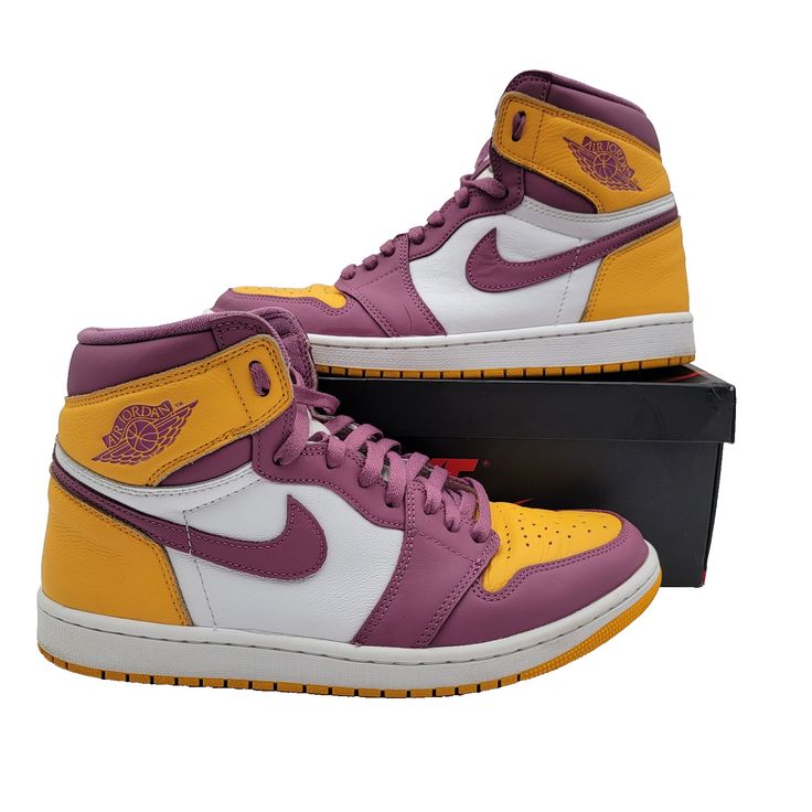 Air Jordan 1 High Retro ‘University Gold & Light Bordeaux’