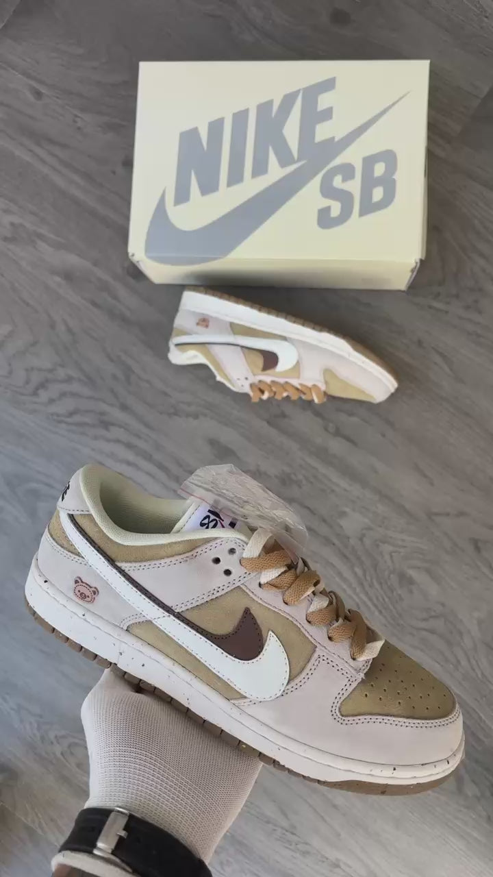 Nike Dunk Low SE '85 Double Medium Curry Bear' – Limited Edition Premium Dunk