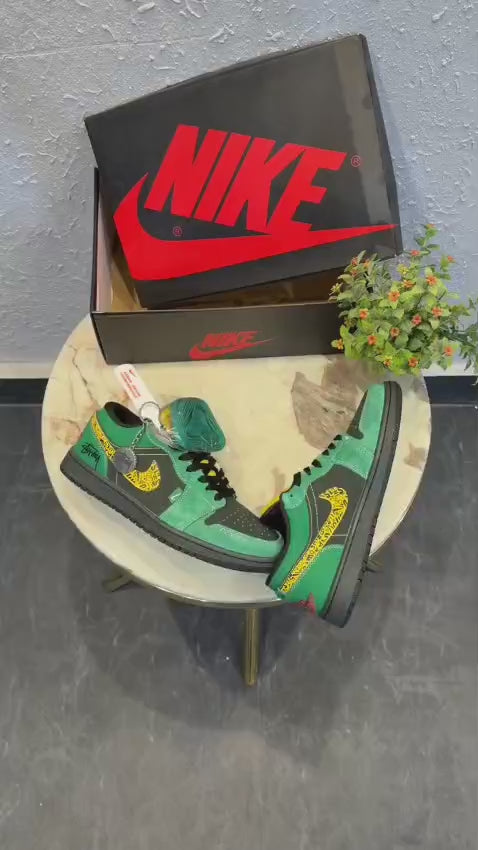 Air Jordan 1 Low Stussyy x Nikeee